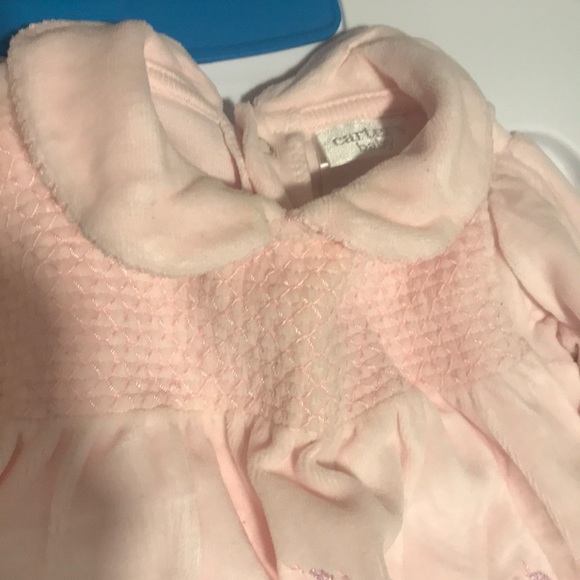 Onesie - Picture 2 of 5